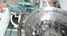 攻牙機能(néng)借助優勢在行(xíng)業(yè)中迅速發展