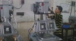 國内自動化設備攻牙機鑽床行(xíng)業(yè)勃起